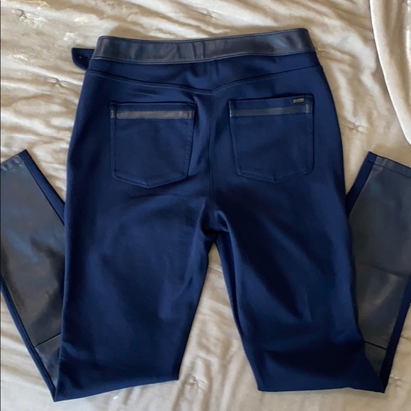 Leather/fabric pants. - Picture 4 of 6